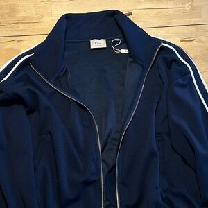 Elie Tahari. Super soft navy jacket with Contrast Stripe. 20 in P2P.